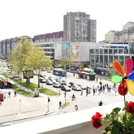 Golden Mirror Apartment Novi Sad Exterior foto